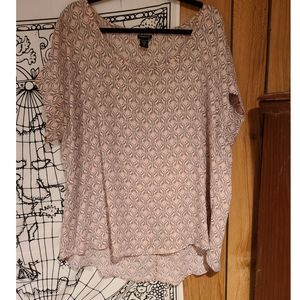 Torrid Sz 2 Short Sleeve Blouse